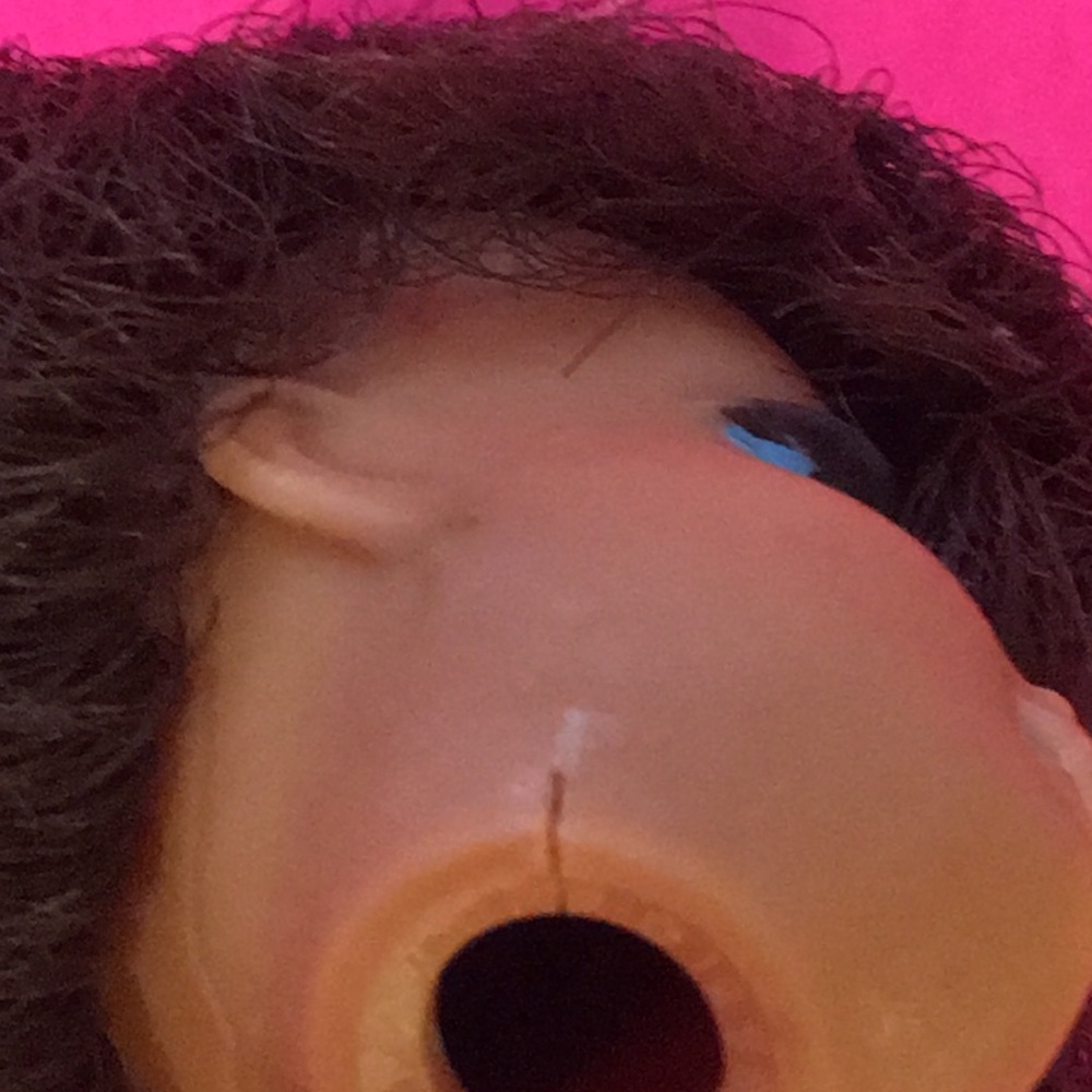 Vintage Barbie brunette bubble cut head only - Picture 4 of 5